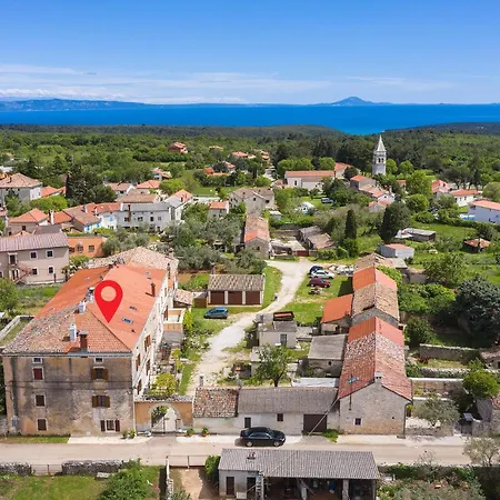 Holiday home 4 Bedroom In *