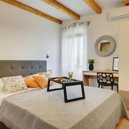 4 Bedroom In 크르니카