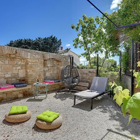 4 Bedroom Awesome In