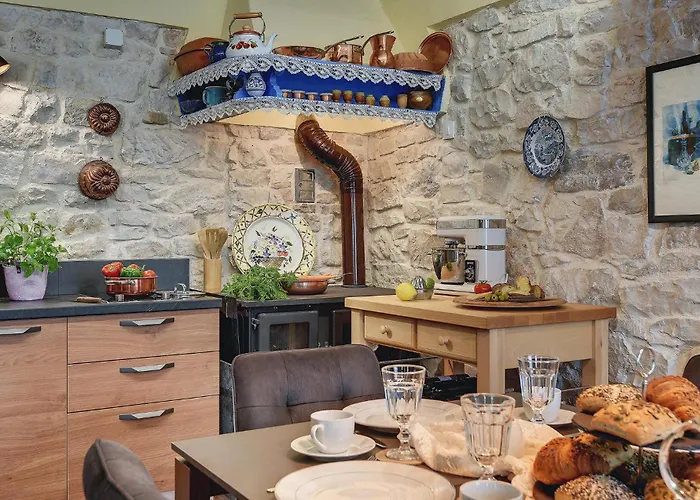 Gorgeous In With Wifi *